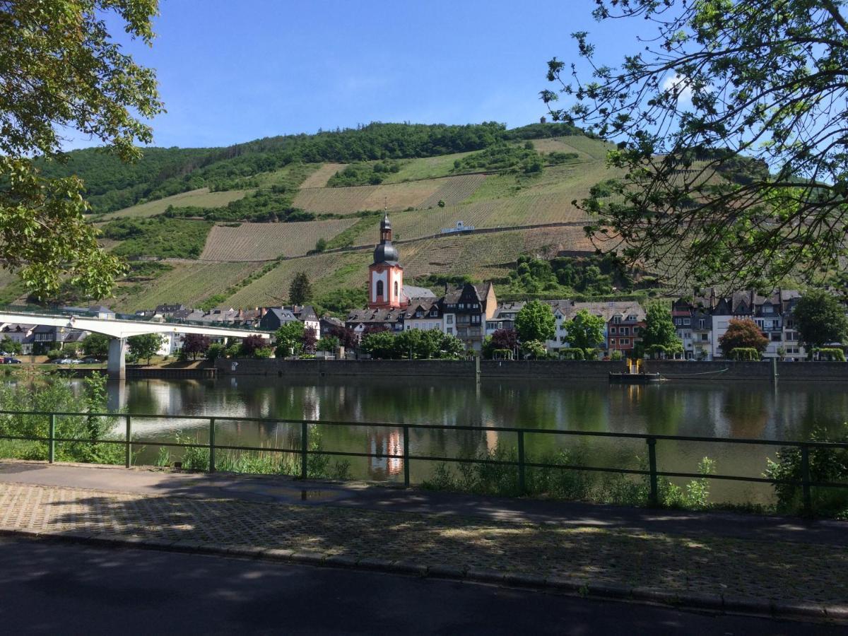 Appartamento Haus Margarete Zell an der Mosel Esterno foto