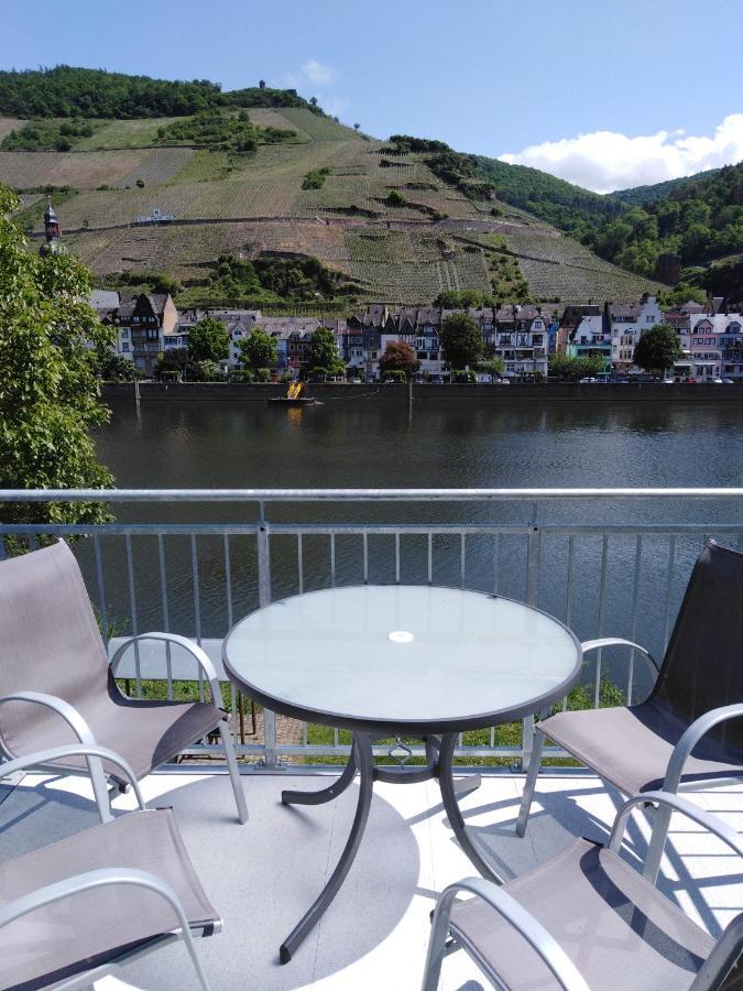 Appartamento Haus Margarete Zell an der Mosel Esterno foto