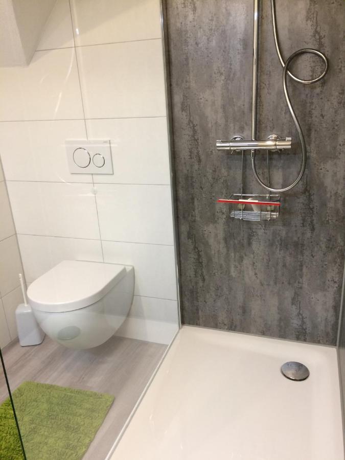 Appartamento Haus Margarete Zell an der Mosel Esterno foto